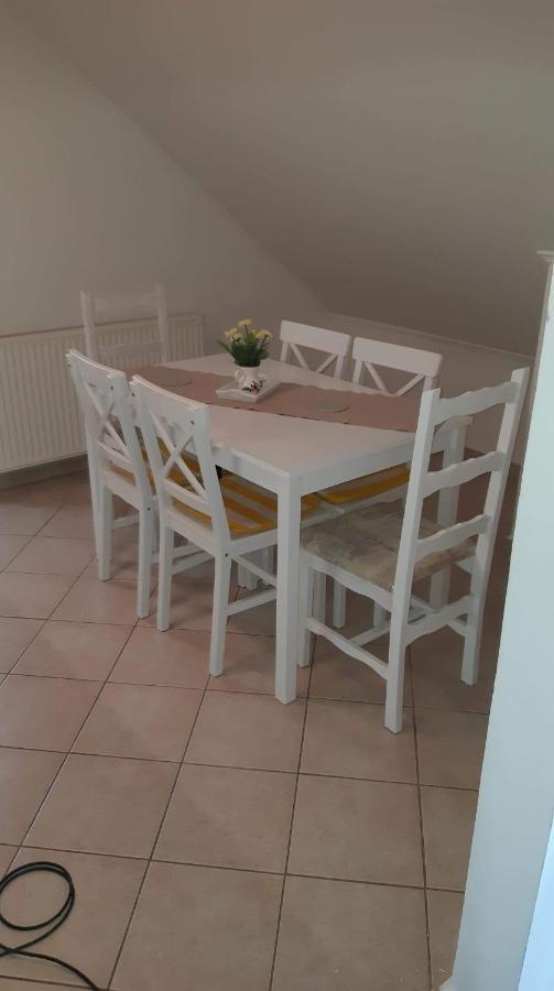 Rege Apartman Alsóörs 外观 照片