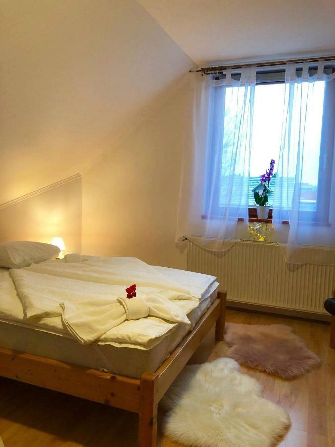 Rege Apartman Alsóörs 外观 照片
